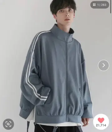 LILL 루즈 실루엣 벌룬 슬리브 트랙 자켓