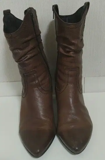 브라운 가죽 웨스턴 부츠