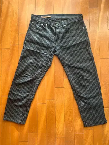 [ scye basics ] 테이퍼드 스트라이프 팬츠