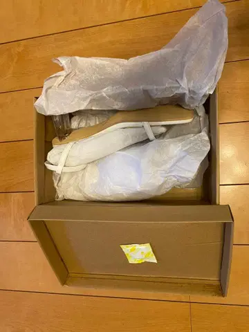 Vivian 화이트 스트랩 샌들 L 사이즈