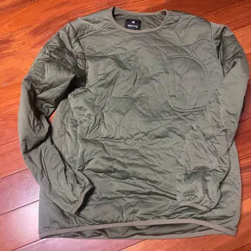 스노우피크 다운 셔츠 풀오버 M 사이즈 올리브 색상 상의