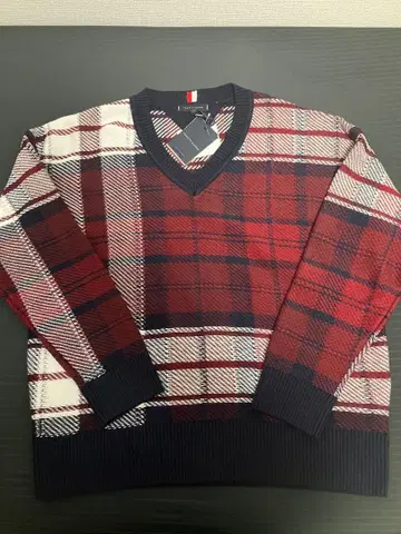 택 포함 새상품 TOMMY HILFIGER 타미힐피거 V넥 스웨터