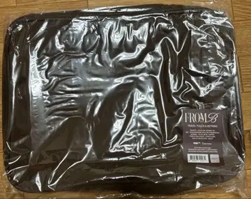FROM B 트래블 파우치 & BAEKHYUN 포토 카드 세트