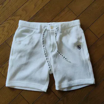 PG 리브 화이트 숏팬츠