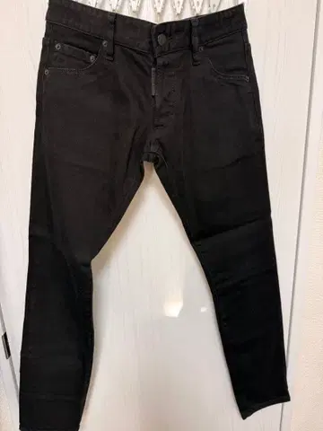 DSQUARED2 스키니 청바지