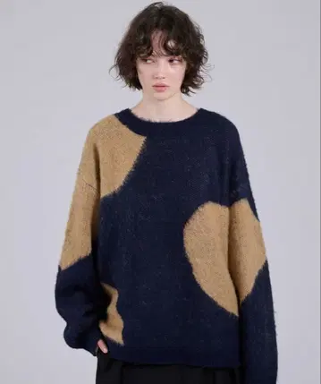 ONCILY (온셰리) 하트믹스 샤기 니트 네이비