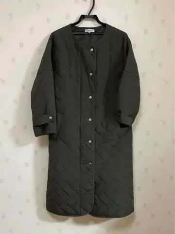 노카라 퀼팅 롱 코트 카키