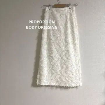 프로포션 바디드레싱 튤 자카드 내로우 스커트