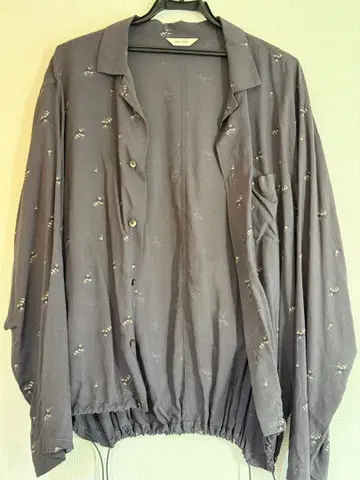 WELLDER 오픈 카라 셔츠