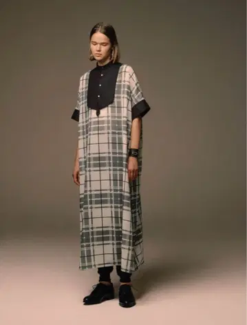 THE RERACS 59,400엔 비브 프론트 롱 체크 프린트 원피스