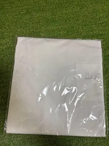 SnowMan Mania 포켓 부착 화이트 T셔츠