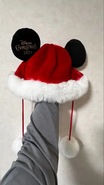 디즈니 크리스마스 미키 팬캡 2024