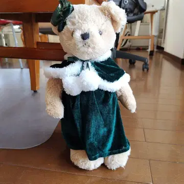 Cherish 봉제 인형 그린 컬러 드레스