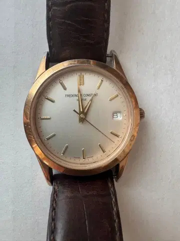 프레데릭 콘스탄트 수동 와인딩 시계