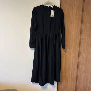 블랙 긴팔 원피스 M 사이즈 H&M