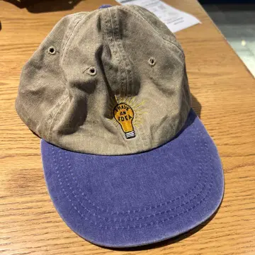 ADAMS 전구 자수 캡 베이지/보라색