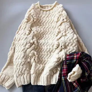 팰리시 PAR ICI 울100 핸드니트 스웨터 아이보리