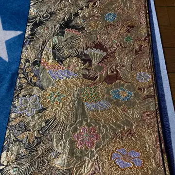 럭셔리 압도적 금실 반짝반짝 화려한 순수 실크