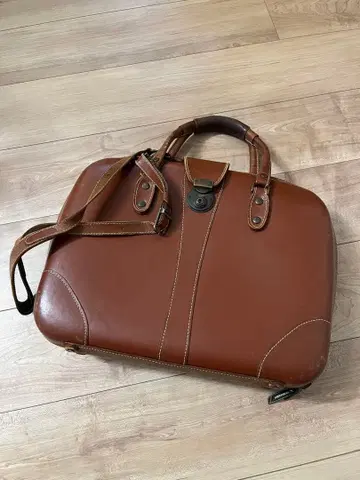 가죽 비즈니스 백 브라운