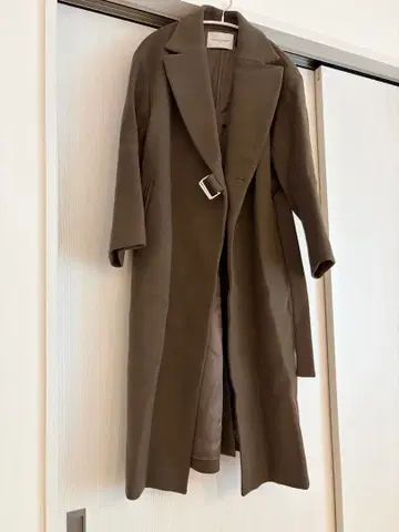 UNITED ARROWS 올리브 그린 롱 코트