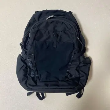 patagonia 블랙 백팩 Paxat32L