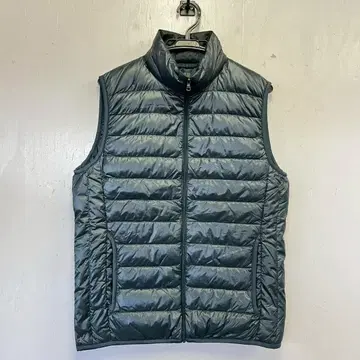 구제 의류 유니클로 그린 계열 다운 베스트 남성용 M 사이즈
