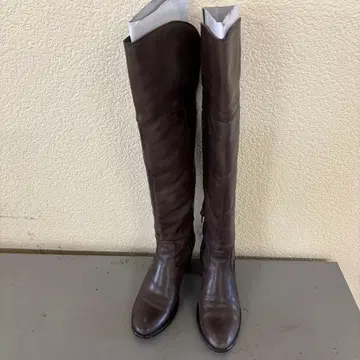 다크 브라운 가죽 롱 부츠