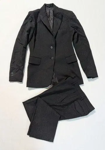 띠어리 울 테일러드 셋업