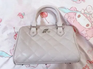 pium 하트 파우치 포함 퀼팅 보스턴 백