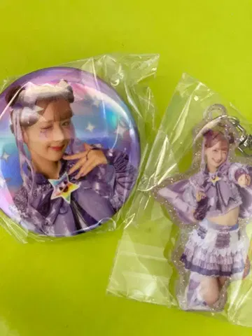 시나코 캔뱃지, 키링 세트