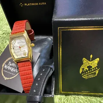 TWISTED WONDERLAND 시계 골드 케이스