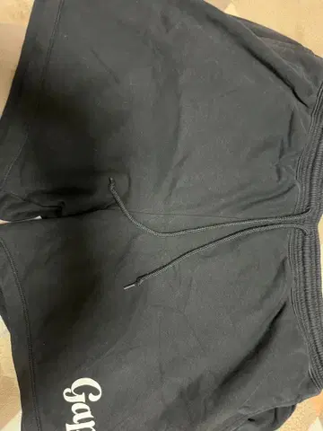 GAP 블랙 숏팬츠 XL