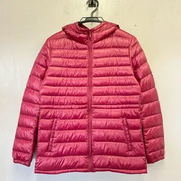 구제 의류 UNIQLO 유니클로 후드 부착 핑크 계열 여성용 다운 자켓