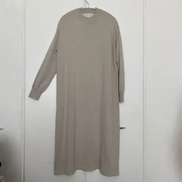 [ BEARDSLEY ] 비어즐리 베이지 긴팔 롱 원피스