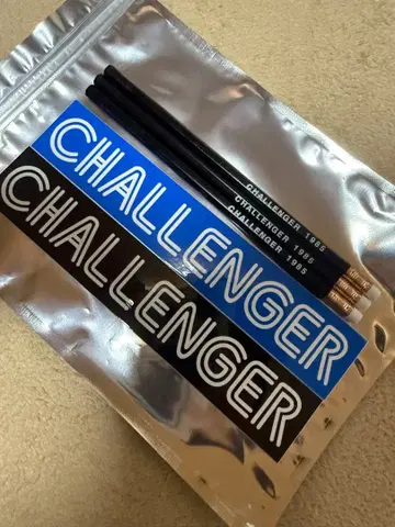 challenger 스티커 연필 세트
