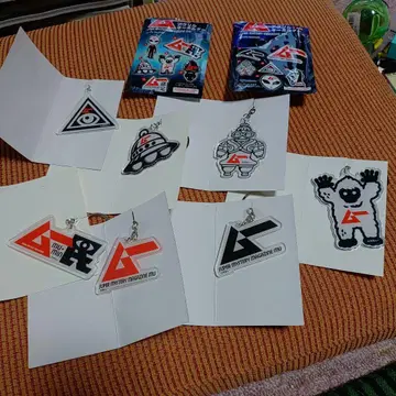 월간 무 아크릴 키링 세리아 100엔샵 7종 세트