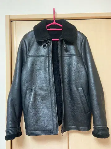 바나나 리퍼블릭 B-3 무스탕 자켓