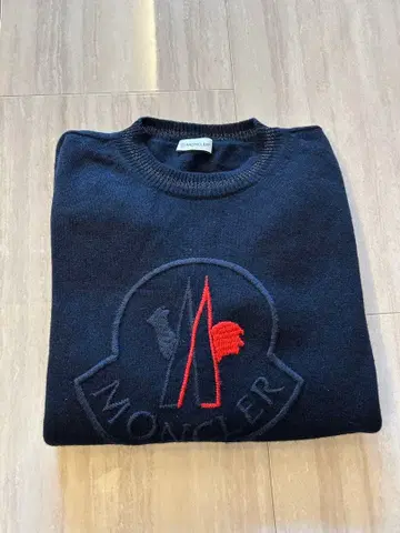 MONCLER 네이비 크루넥 스웨터