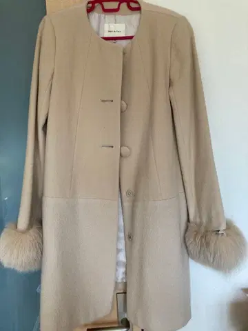 데뷔 피오레 코트