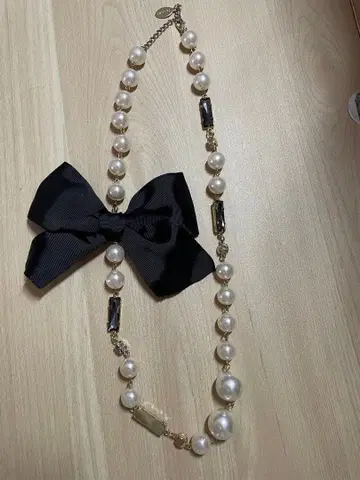 이탈리아제 TWINTSET 펄 리본 목걸이