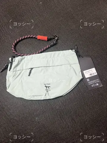 [ 메종 키츠네 x 토폴로지 ] 로프 포함 파우치