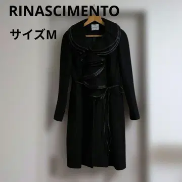 RINASCIMENTO 풍성한 프릴의 블랙 롱 코트 M 사이즈