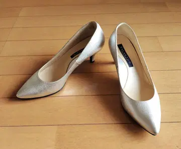 TALANTON 다이애나 실버 펌프스