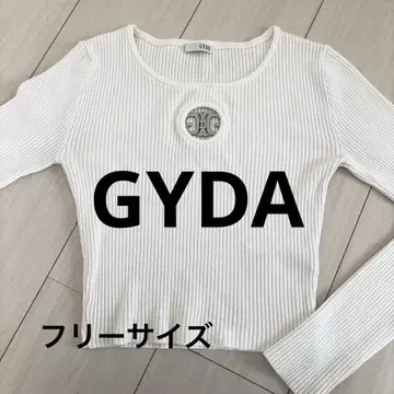 GYDA 화이트 리브 긴팔 T셔츠
