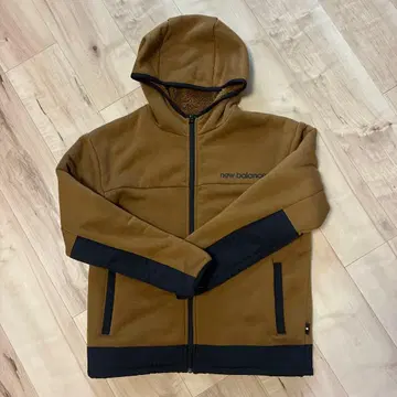 New Balance 플리스 자켓 브라운