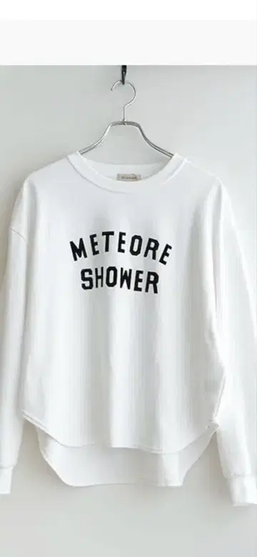 메테오 샤워 프린트 긴팔 상의