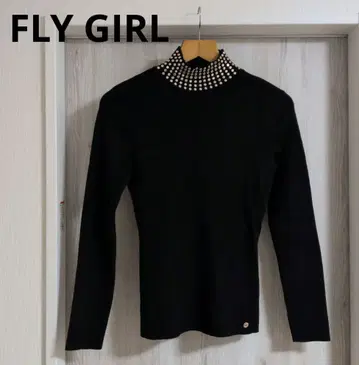 FLY GIRL 스터드 하이넥 블랙 니트 스웨터