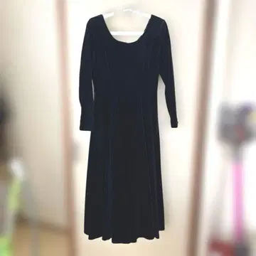 로라 애슐리 벨로아 원피스