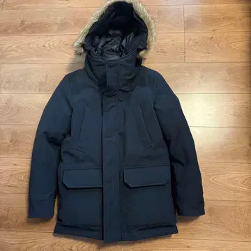 유니클로 다운 파카 S 사이즈