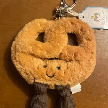 Jellycat 프레첼 봉제 인형 키링